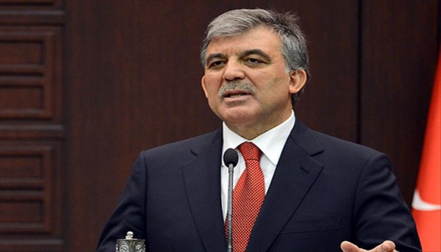 Abdullah Gül gençlere seslendi: Diploma her şey değil