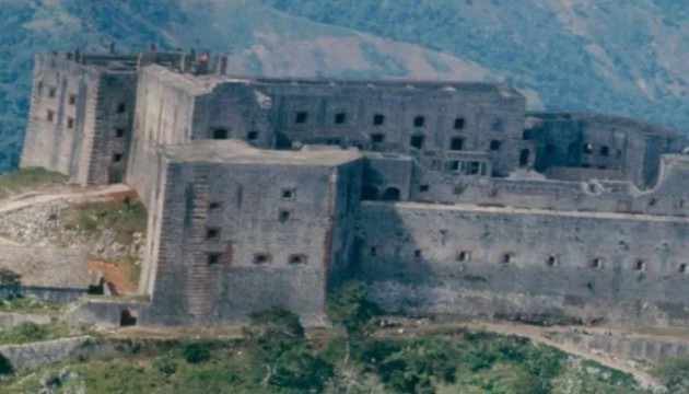 Paskalya faciası: En az 30 kişi öldü