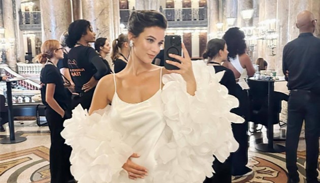 Pınar Deniz, oğlu Fikret Hakan'ı paylaştı