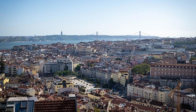 Yabancılara vatandaşlık zorlaştırılıyor