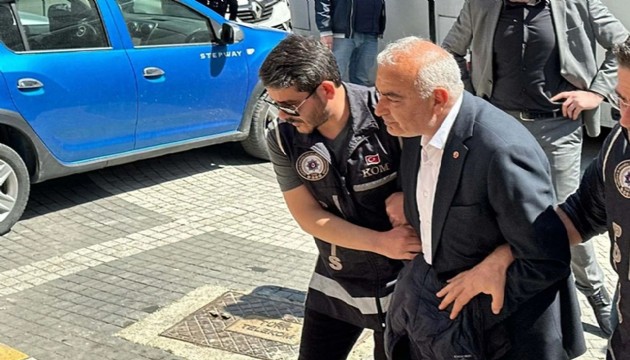 CHP'li eski başkana ev hapsi