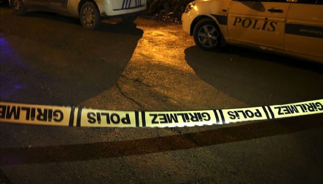 İki aylık eşini tek yumrukla öldürdü!