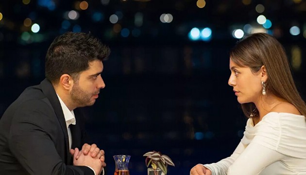 Kızılcık Şerbeti'nin yapımcısı açıkladı: Dizi yayından kaldırılıyor mu?