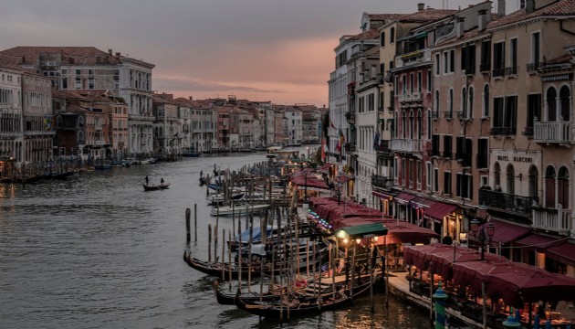 Venedik'e gelen turistlerden giriş ücreti alınacak!