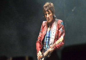 Ronnie Wood kansere yakalandığını açıkladı