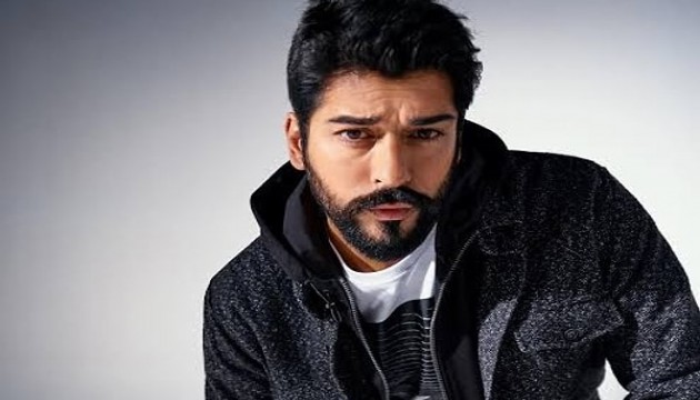 Burak Özçivit'in ilk tiyatrosundaki dans performansı sosyal medyada paylaşıldı
