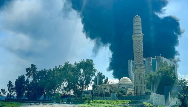 İran'dan bölge ülkelerine füze saldırıları
