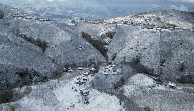 Sakarya beyaza büründü