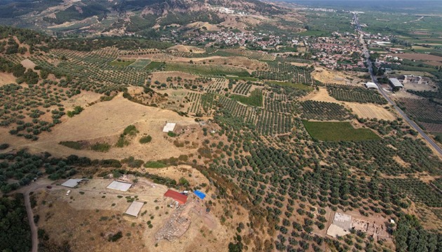 2 bin 800 yıllık saray kalıntıları ortaya çıktı