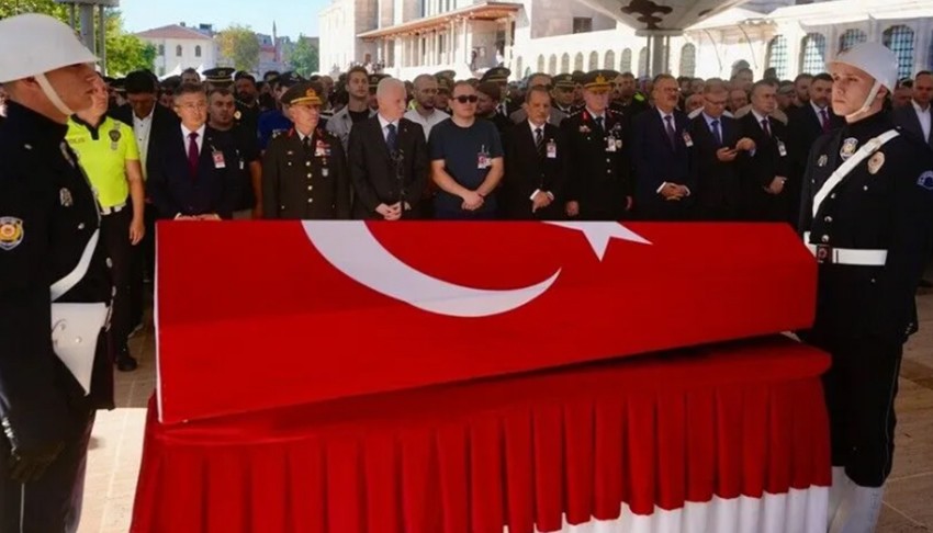 Şehit polis memuru Mehmet Ali Topatan son yolculuğuna uğurlandı