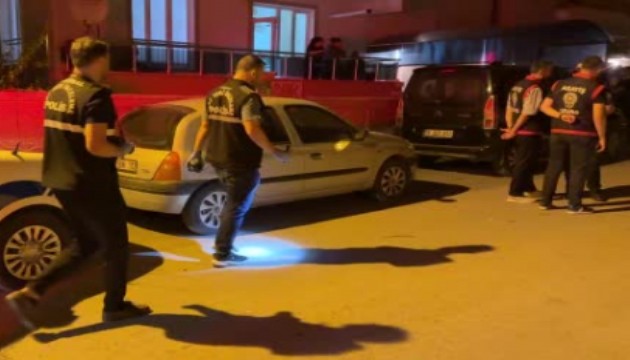 Sivas'ta kına gecesinde halay kavgası!