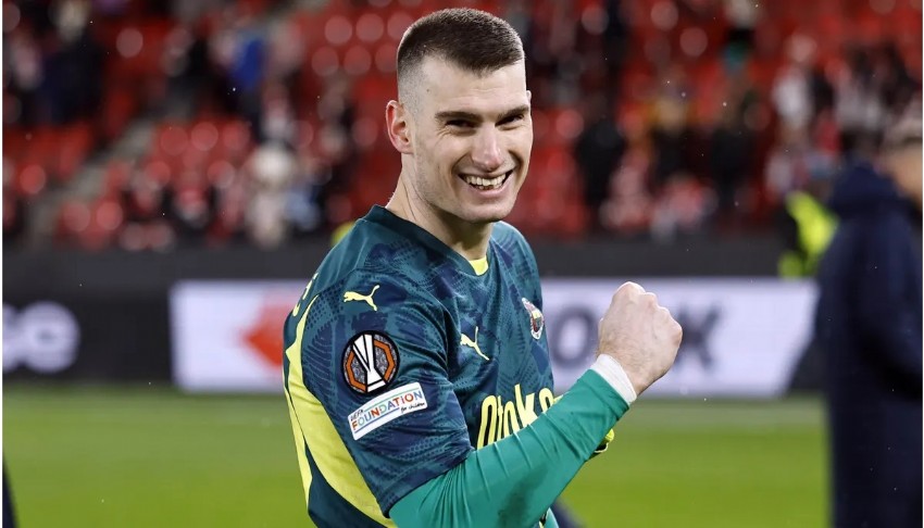 Livakovic Fenerbahçe'den ayrıldı! Barcelona'ya imza attı