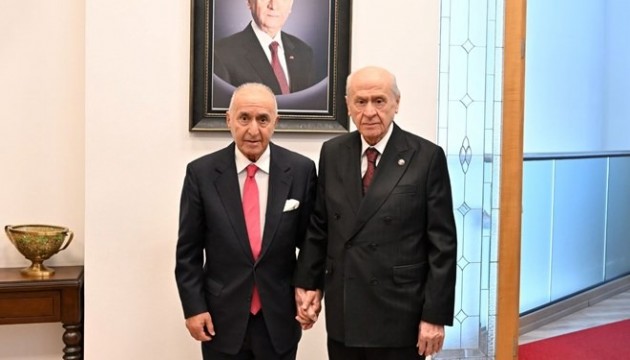 Hikmet Çetin Devlet Bahçeli'yi ziyaret etti