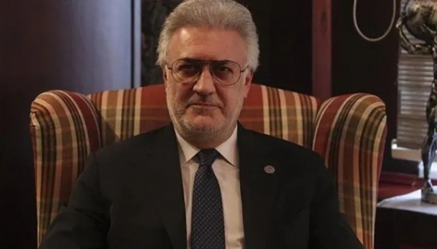 Tamer Karadağlı'ya ‘Yılın Bürokratı Ödülü'!