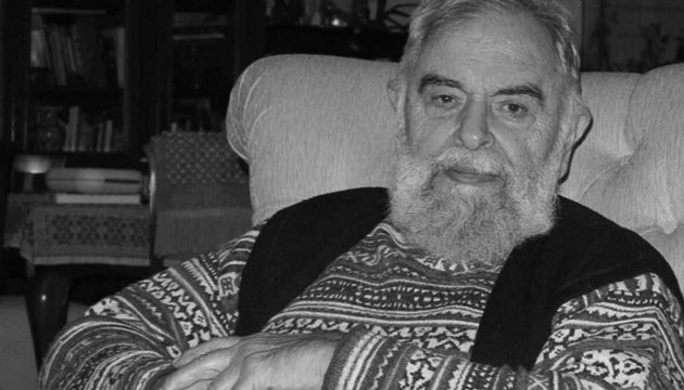 Tarihçi Mete Tunçay hayatını kaybetti