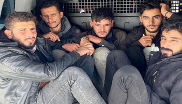 11 göçmeni taşıyan sürücü tutuklandı