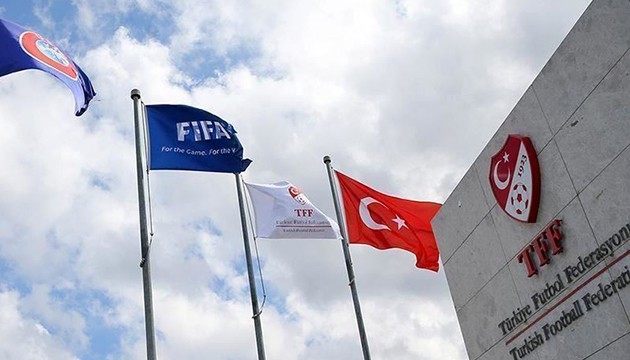 Türkiye Futbol Federasyonu Tahkim Kurulu'nda iki istifa!