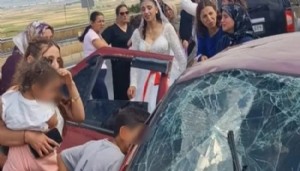 Düğün konvoyunda feci kaza!