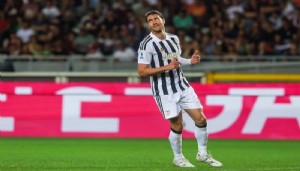 Dusan Vlahovic Kartal oluyor