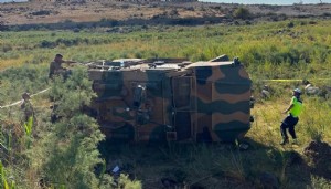 Askeri araç devrildi: 1 asker şehit oldu