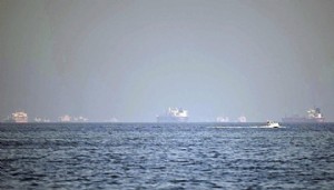 İran tankerleri ablukayı aştı