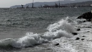 Deniz ulaşımına fırtına engeli