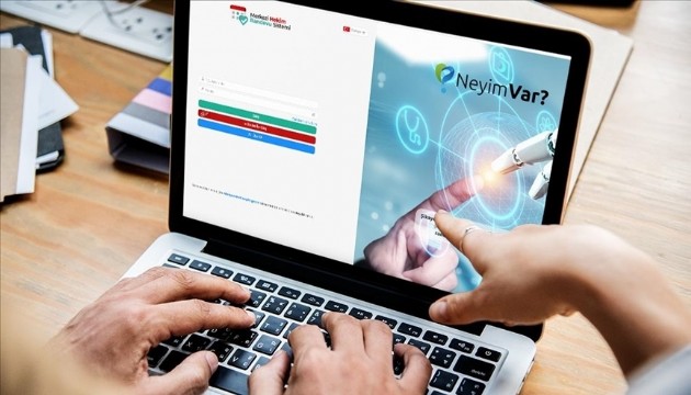 Sağlıkta 150 bin şehit ve gazi yakınına öncelik