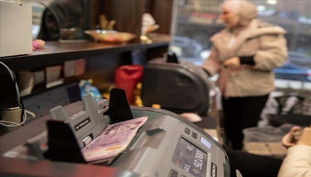 Suriye'de paradan iki sıfır atıldı, yeni banknotlar tedavülde