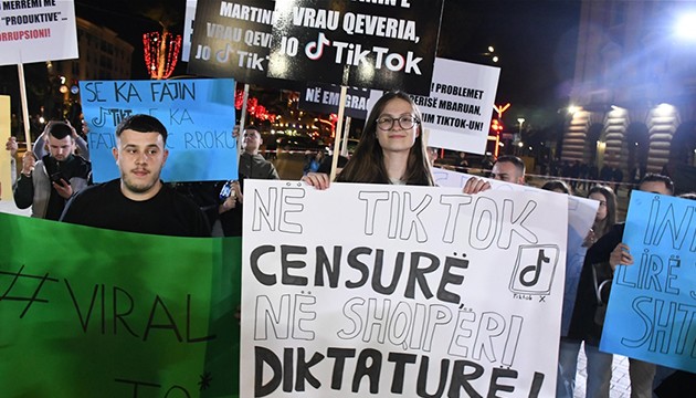 TikTok protestosu: Yüzlerce kişi sokağa çıktı!