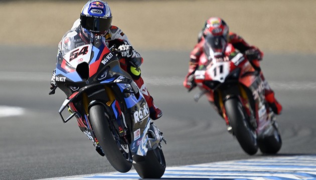 Toprak'tan İngiltere'de bir zafer daha