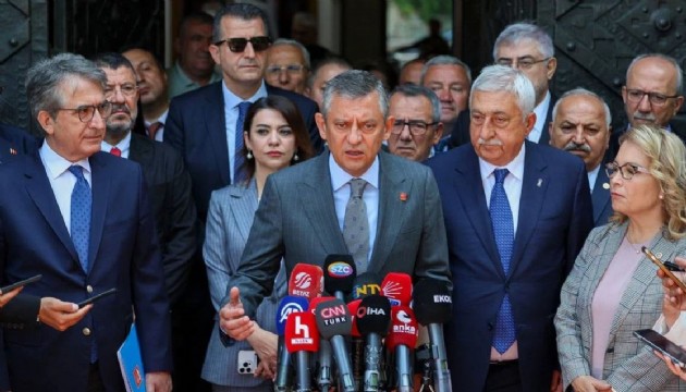 Özgür Özel MYK'yı topluyor