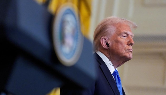 Trump, paylaşımında kendini 'kral' olarak tanımladı