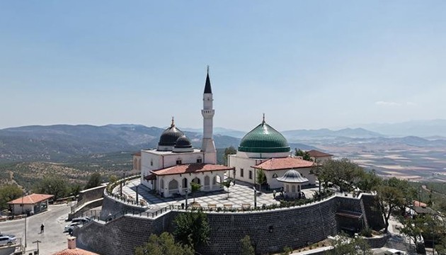 Hz. Ukkaşe Türbesi yeniden açıldı