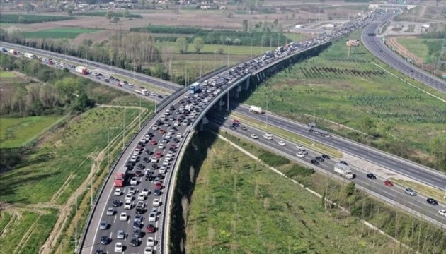 Ağır tonajlı araçlara seyir yasağı