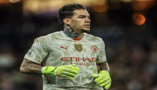 Dünyaca ünlü kaleciden Süper Lig devine yeşil ışık