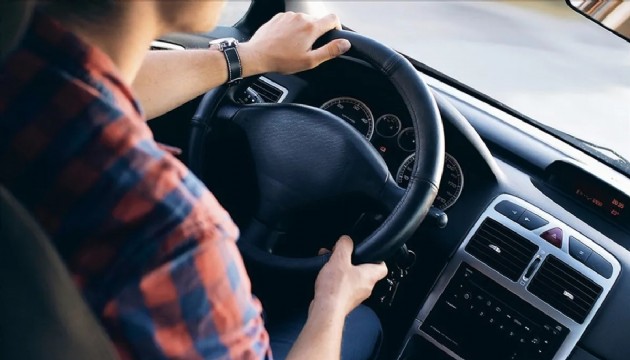 Ehliyet sınavından 128 kez kaldı