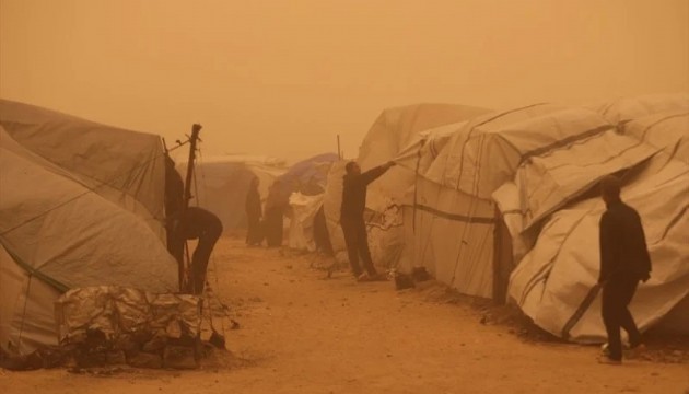 Gazze'de kum fırtınası