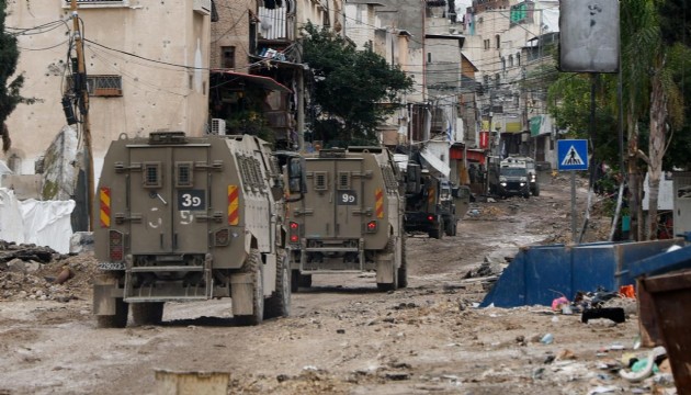 İsrail askerleri Batı Şeria'da 3 Filistinliyi yaraladı