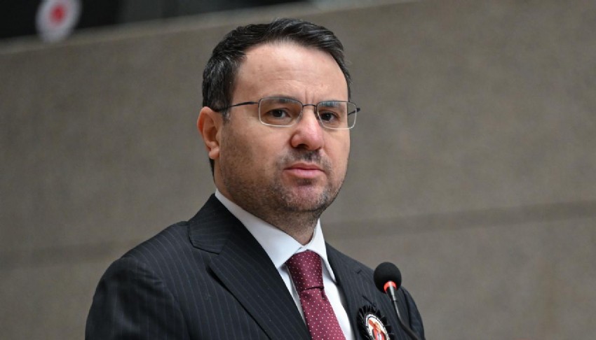 Bakan Gürlek duyurdu: Gözaltına alındılar