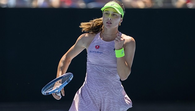 Zeynep Sönmez Miami'de turladı