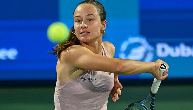 Zeynep Sönmez'den erken veda