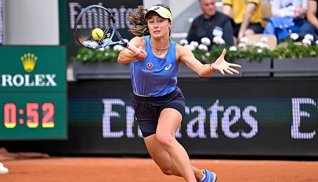 Zeynep Sönmez veda etti