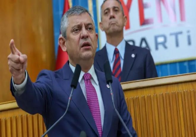 Özgür Özel'den Cemil Tugay'a sert sözler: Burnundan fitil fitil getireceğim 